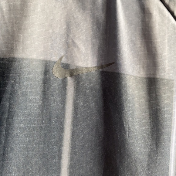 Nike Dri-Fit Jacket - Picture 2 of 5